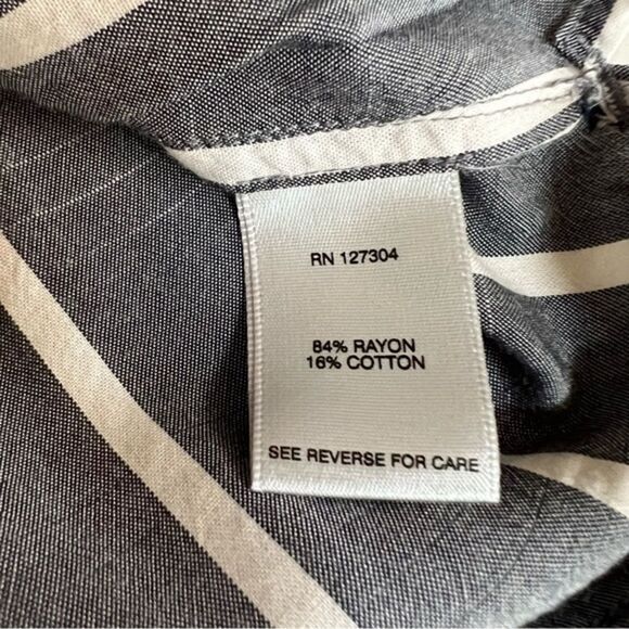 John Mark Stripe Button Front Peplum Banded Collar 3/4 Roll-Tab Sleeve Tunic M. - Picture 5 of 8